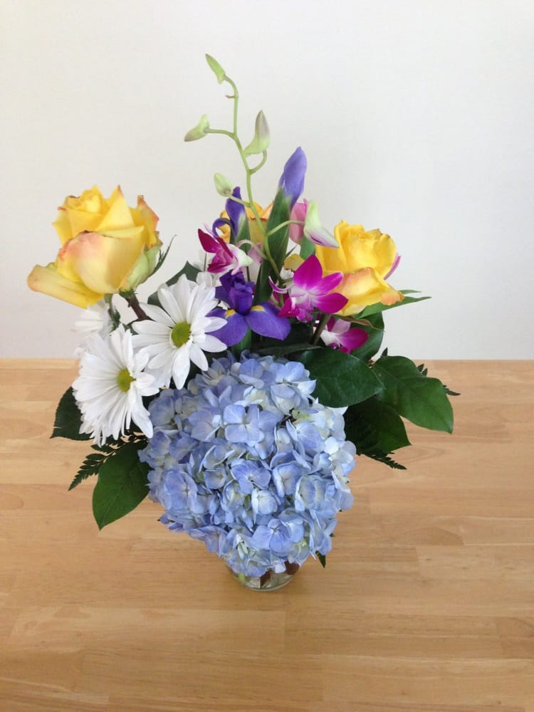 FLOWER’S & SUCH Updated September 2024 28 E Granby Rd, Granby