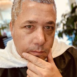 Creative Cuts International - JASON taking his professional and creative methodology to our target aesthetic