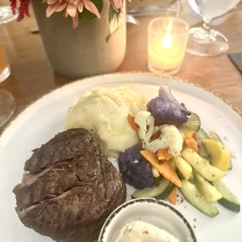 Topa Restaurant - Delicious and tender filet mignon - New American Near Me - Camarillo, California