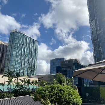 Try Coffee - View from the outdoor seating - Coffee & Tea Near Me - Honolulu, Hawaii