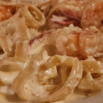 Lazzara's Pizza - Fettuccine Alfredo with shrimp - Pizza Near Me - New York, New York Lazzara's Pizza - Fettuccine Alfredo with shrimp - Pizza Near Me - New York, New York