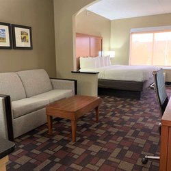 Comfort Suites Grantville - Hershey North - King Room