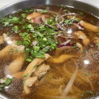 Garlic & Chives - Chicken pho - Vietnamese Near Me - Artesia, California Garlic & Chives - Chicken pho - Vietnamese Near Me - Artesia, California
