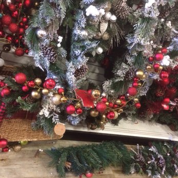 HomeGoods - Christmas decor - Furniture Stores Near Me - Thousand Oaks, California HomeGoods - Christmas decor - Furniture Stores Near Me - Thousand Oaks, California