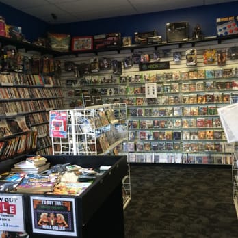 Retro Games Plus - Toy Stores Near Me - Orange, Connecticut