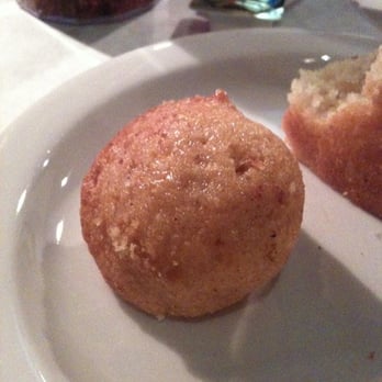 Cornbread Restaurant & Bar - Famous sweet potato muffin(?), perfect bite size. - Soul Food Near Me - Southfield, Michigan
