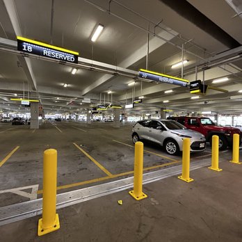 Hertz - Car Rental Near Me - Kahului, Hawaii Hertz - Car Rental Near Me - Kahului, Hawaii