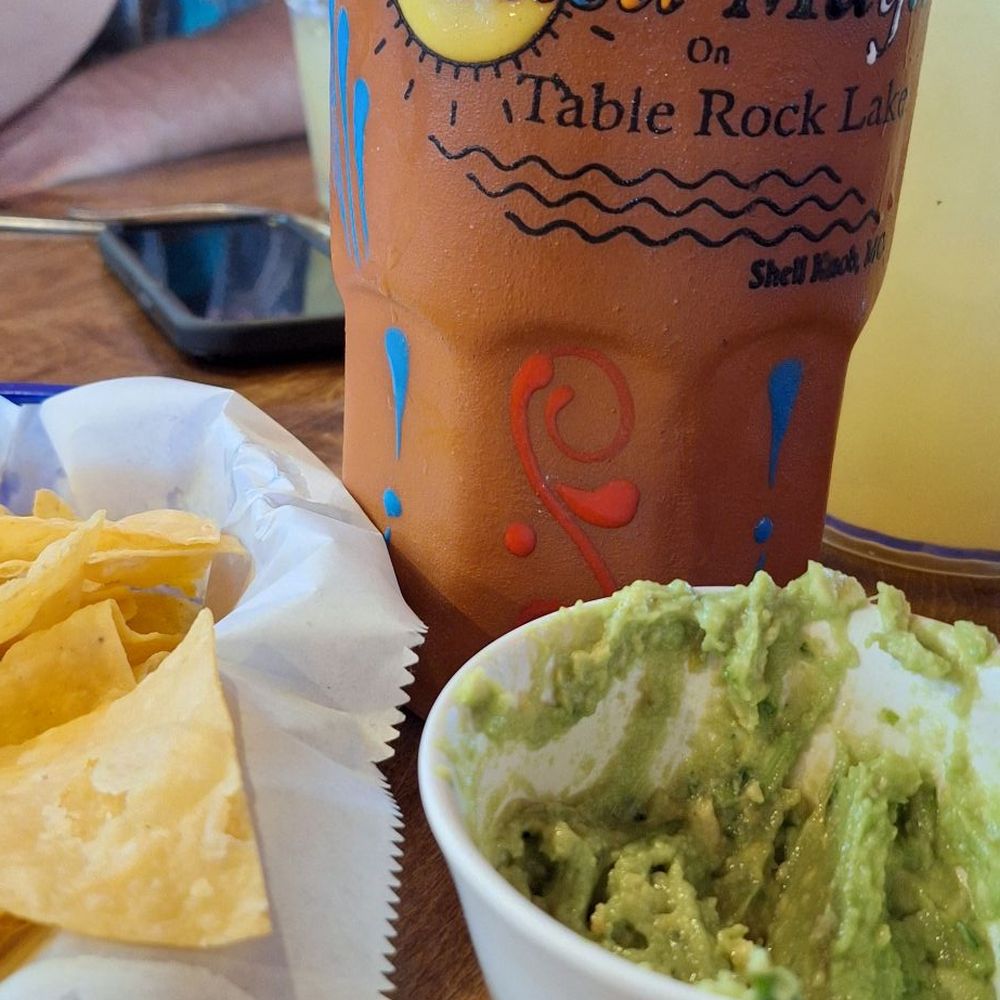 Casa Maya Mexican Grill - Strawberry Margarita, Guacamole, and chips - Mexican Near Me - Shell Knob, Missouri Casa Maya Mexican Grill - Strawberry Margarita, Guacamole, and chips - Mexican Near Me - Shell Knob, Missouri