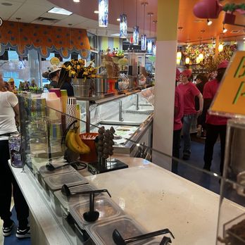 Scoops - Inside - Ice Cream & Frozen Yogurt Near Me - Covington, Georgia