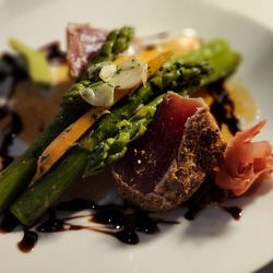 Fin Bistro - Seared Tuna Loin