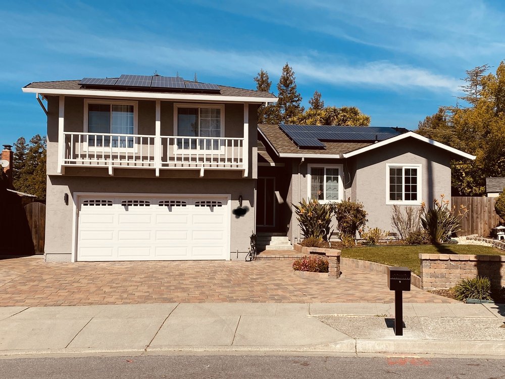 Slide of American Array Solar and Roofing