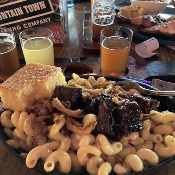 Summit Smokehouse & Tap Room - Mac & cheese with Butnt ends - Barbeque Near Me - Mount Pleasant, Michigan Summit Smokehouse & Tap Room - Mac & cheese with Butnt ends - Barbeque Near Me - Mount Pleasant, Michigan