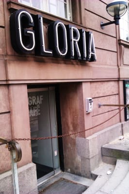 Gloria Biograf by null