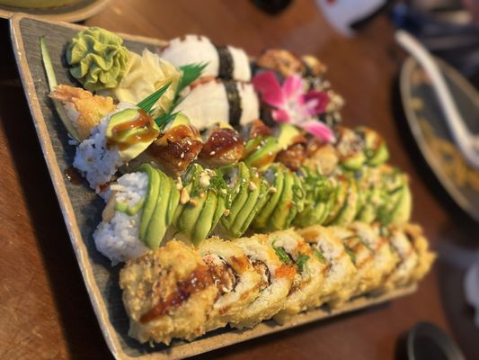 Sachi Sushi & KungFu Noodle by null