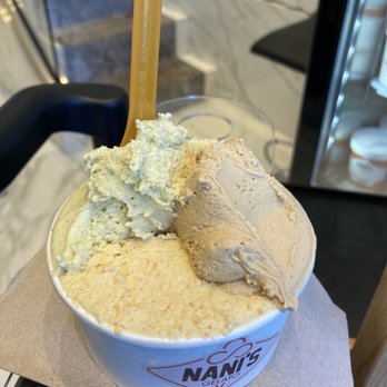 Nani's Gelato - Carrot cake (my favourite in this trio), Early grey, pistachio rose - Ice Cream & Frozen Yogurt Near Me - Toronto, Ontario Nani's Gelato - Carrot cake (my favourite in this trio), Early grey, pistachio rose - Ice Cream & Frozen Yogurt Near Me - Toronto, Ontario