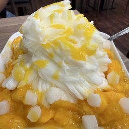 Mango, Mochi with Milk Shaved Snow