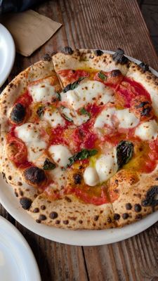 Benchmark Pizzeria by null