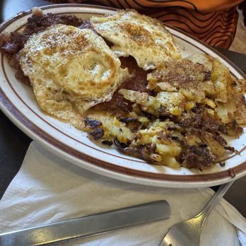 Peter Pan Diner - Corned beef hash breakfast - Diners Near Me - Fort Lauderdale, Florida