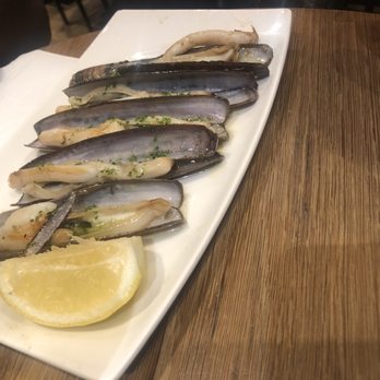 Ciutat Comtal - Razor clams - Tapas Bars Near Me - Barcelona, B Ciutat Comtal - Razor clams - Tapas Bars Near Me - Barcelona, B