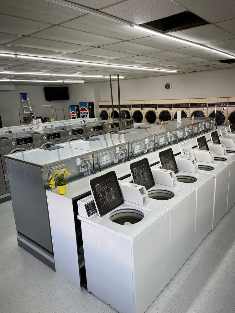 BEE KLEAN LAUNDROMAT Updated August 2024 Request a Quote 2002 N