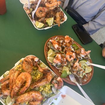 Mariscos El Aguachile 8 - Oysters, Plato Mixto - Seafood Near Me - San Jose, California