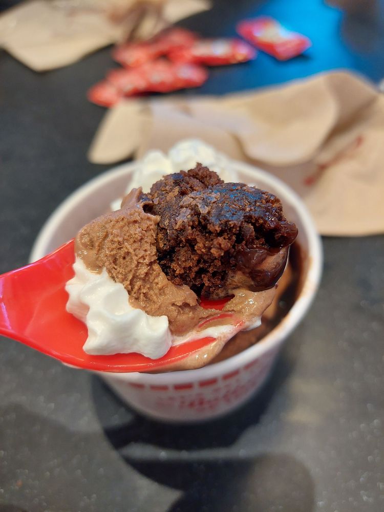 FREDDY’S FROZEN CUSTARD & STEAKBURGERS 40 Photos & 62 Reviews 2050