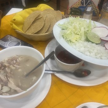 La Chata - Pozole con carne - Mexican Near Me - Guadalajara, JAL