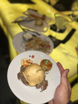 Hank's Fine Steaks & Martinis by null