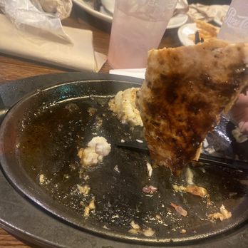 Applebee's Grill + Bar - Chicken tasted like salmon and was undone - American Near Me - Suffolk, Virginia