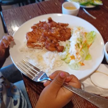 Pho 99 Authentic Vietnamese - Teriyaki chicken meal - Vietnamese Near Me - Shoreline, Washington