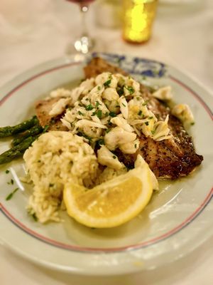 Antoine's Restaurant by null