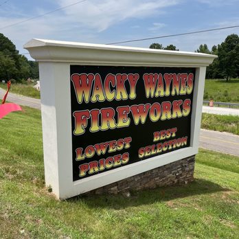 Wacky Waynes Fireworks - Fireworks Near Me - North Augusta, South Carolina Wacky Waynes Fireworks - Fireworks Near Me - North Augusta, South Carolina