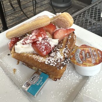 Mama's Egg House - Tiramisu French toast - Breakfast & Brunch Near Me - Idyllwild, California Mama's Egg House - Tiramisu French toast - Breakfast & Brunch Near Me - Idyllwild, California