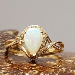 K Martin-Jeweler - Opal & Diamonds