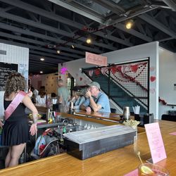 Duck Pinz - Bar area