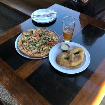 Iron Goat Brewing - Banh mi pizza and pretzel and IPA - Breweries Near Me - Spokane, Washington Iron Goat Brewing - Banh mi pizza and pretzel and IPA - Breweries Near Me - Spokane, Washington