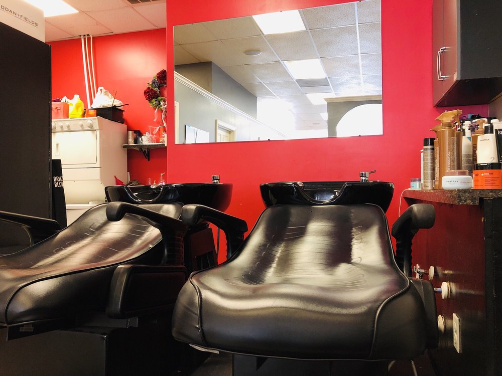 OUTERGLOW SALON & SPA 26 Photos Hair Salons 1350 US501 Bus