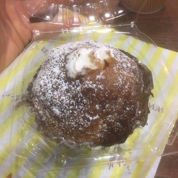 Cream Pan - Azuki cream, it was good but I prefer the Cream Pan. - Bakeries Near Me - Tustin, California Cream Pan - Azuki cream, it was good but I prefer the Cream Pan. - Bakeries Near Me - Tustin, California