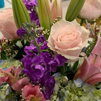 Boca Raton Florist - The day she received them, recipient cropped out so it's zoomed in - Florists Near Me - Boca Raton, Florida Boca Raton Florist - The day she received them, recipient cropped out so it's zoomed in - Florists Near Me - Boca Raton, Florida