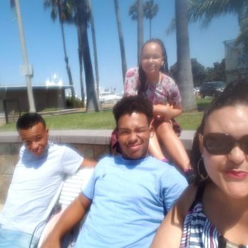 Aqua Link - Us waiting for the aqua taxi - Boating Near Me