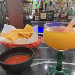 Salsa Latina - My favorite place in town to get Margs after work! The best ones!
