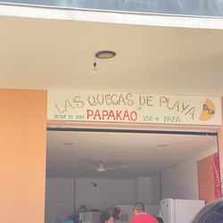 Las Quecas de Playa - Exterior and sign