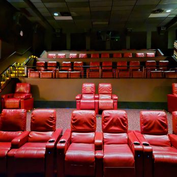 AMC Burbank Town Center 6 - Auditorium - Cinema Near Me - Burbank, California