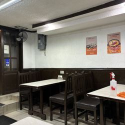 Min Sok Chon - Diningroom
