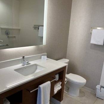 Residence Inn by Marriott - Pigeon Forge - Bathroom - Hotels Near Me - Pigeon Forge, Tennessee Residence Inn by Marriott - Pigeon Forge - Bathroom - Hotels Near Me - Pigeon Forge, Tennessee