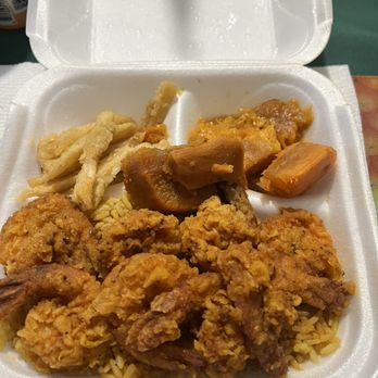 We Shuckin - 8 Shrimp and Fries Lunch, Peach Cobbler - Soul Food Near Me - Pembroke Pines, Florida We Shuckin - 8 Shrimp and Fries Lunch, Peach Cobbler - Soul Food Near Me - Pembroke Pines, Florida