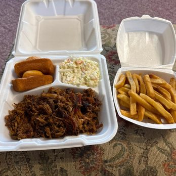 Piggin Chix - Barbeque Near Me - Gallipolis, Ohio