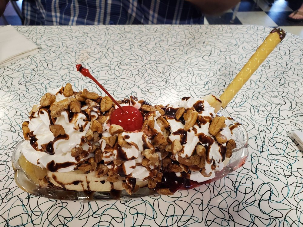 HOLLY HOP ICE CREAM SHOPPE 3404 34th St, Lubbock, Texas 82 Photos