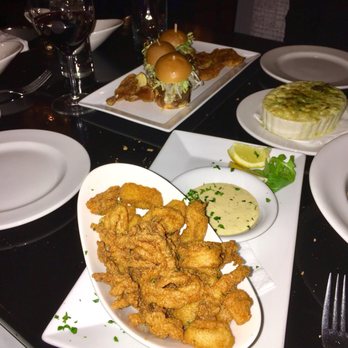Vela Kitchen - Calamari, Sliders, Truffle Mac and Cheese. - New American Near Me - Pleasantville, New York Vela Kitchen - Calamari, Sliders, Truffle Mac and Cheese. - New American Near Me - Pleasantville, New York