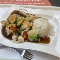 Asiahung - Huhn / Gemüse und Reis